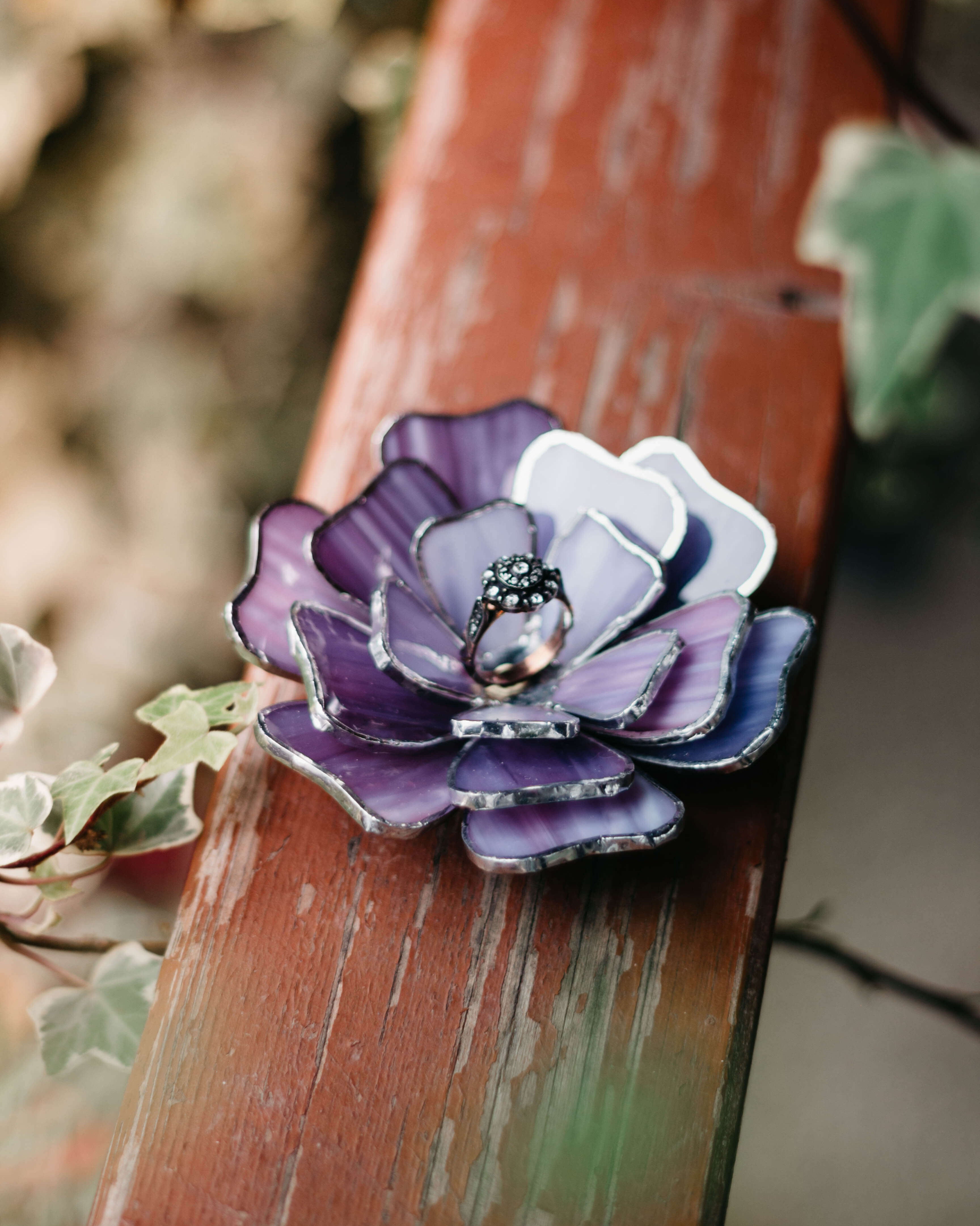 engagement ring holder
