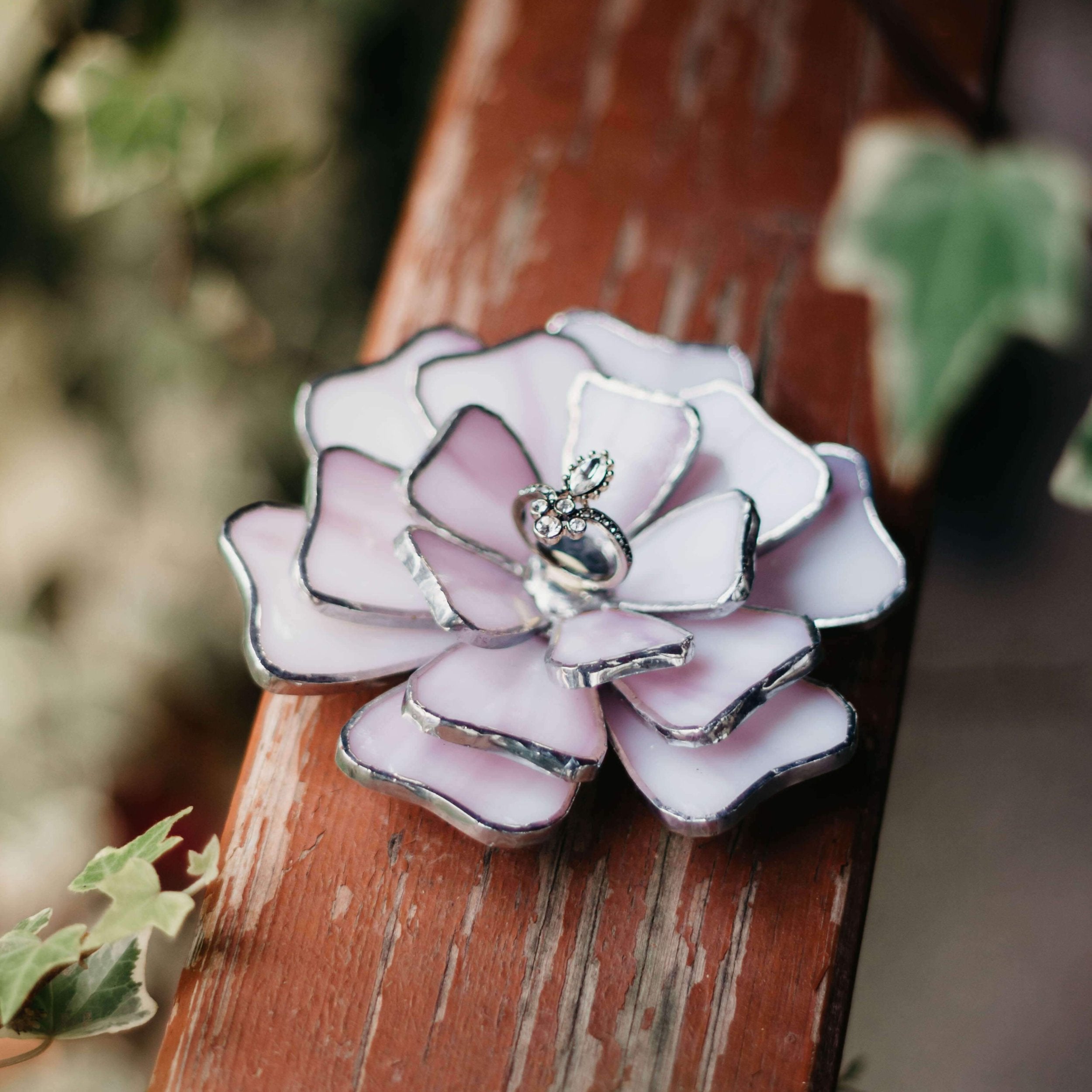 stained-glass-floral-ring-dish-for-weddings-engagement-ceremony-bridal-jewelry-holder