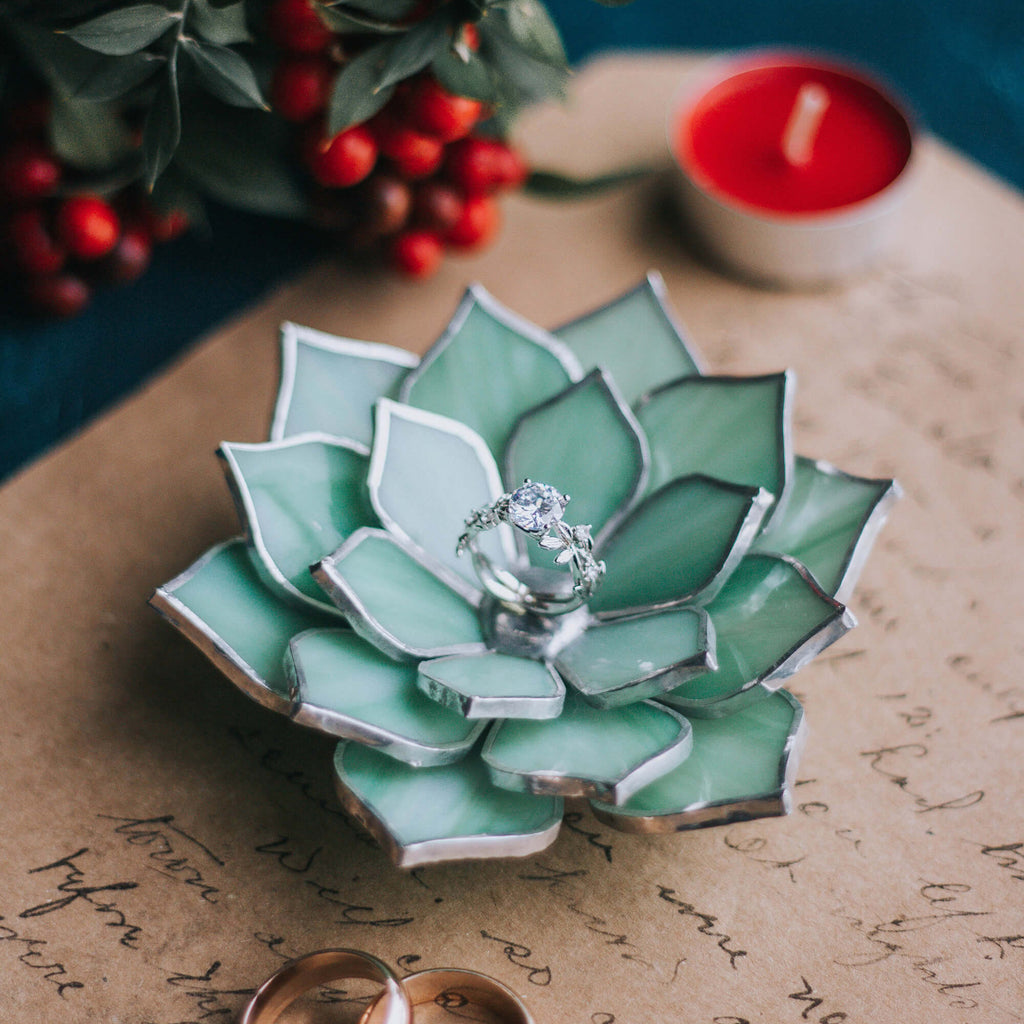 stained-glass-green-succulent-engagement-wedding-ring-dish-holder