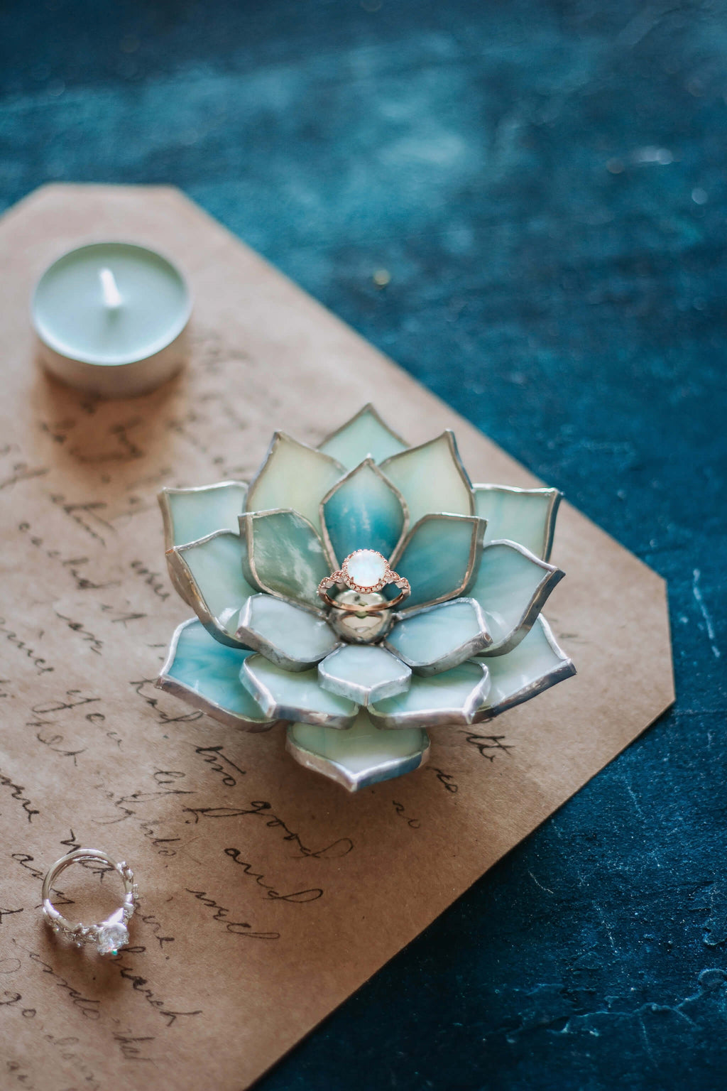 stained-glass-mint-green-blue-succulent-ring-dish-wedding-ceremony-decor-jewelry-holder