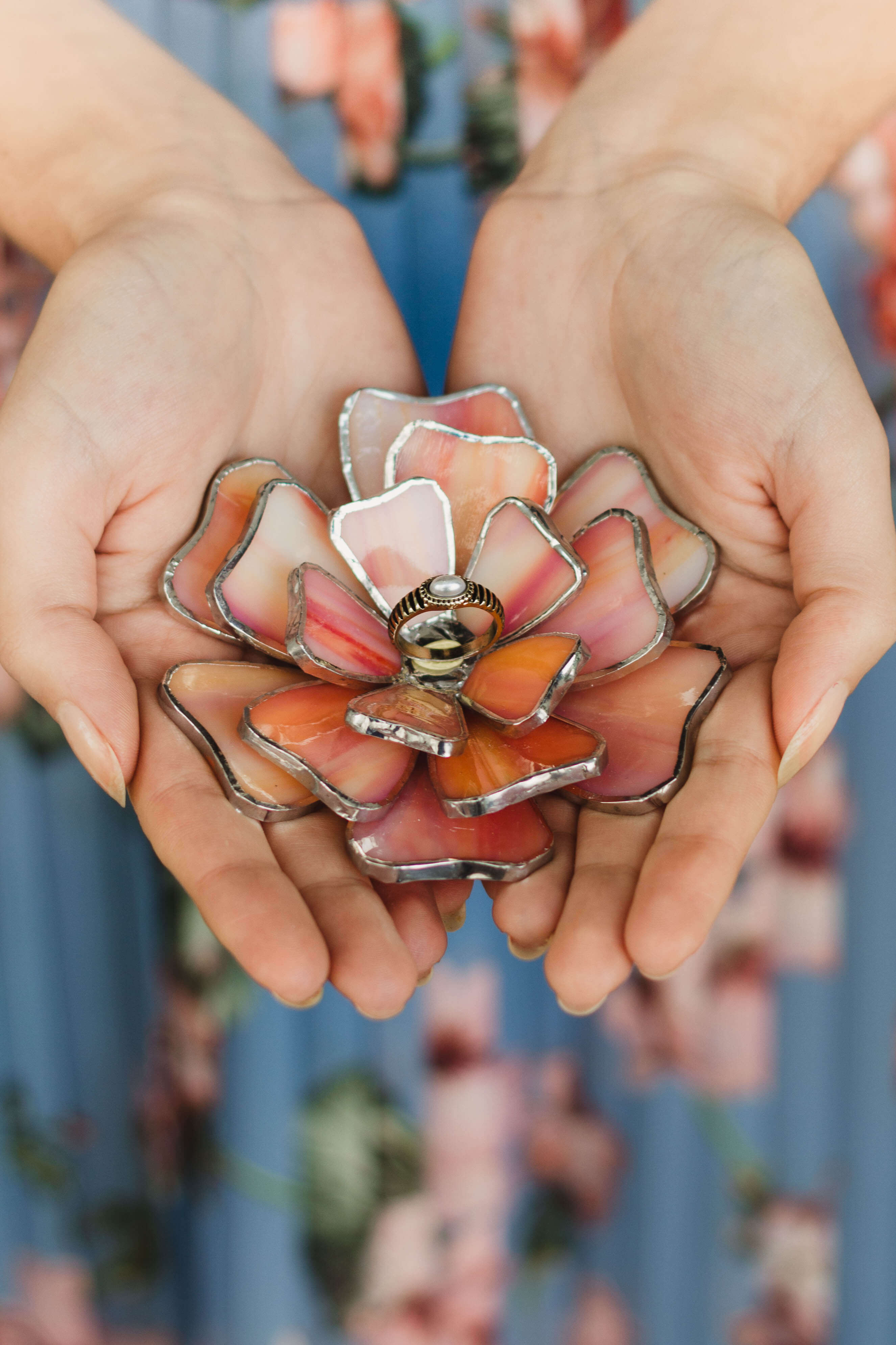 stained-glass-pink-red-orange-wedding-ring-dish-for-ceremony-ring-bearer-jewelry-storage