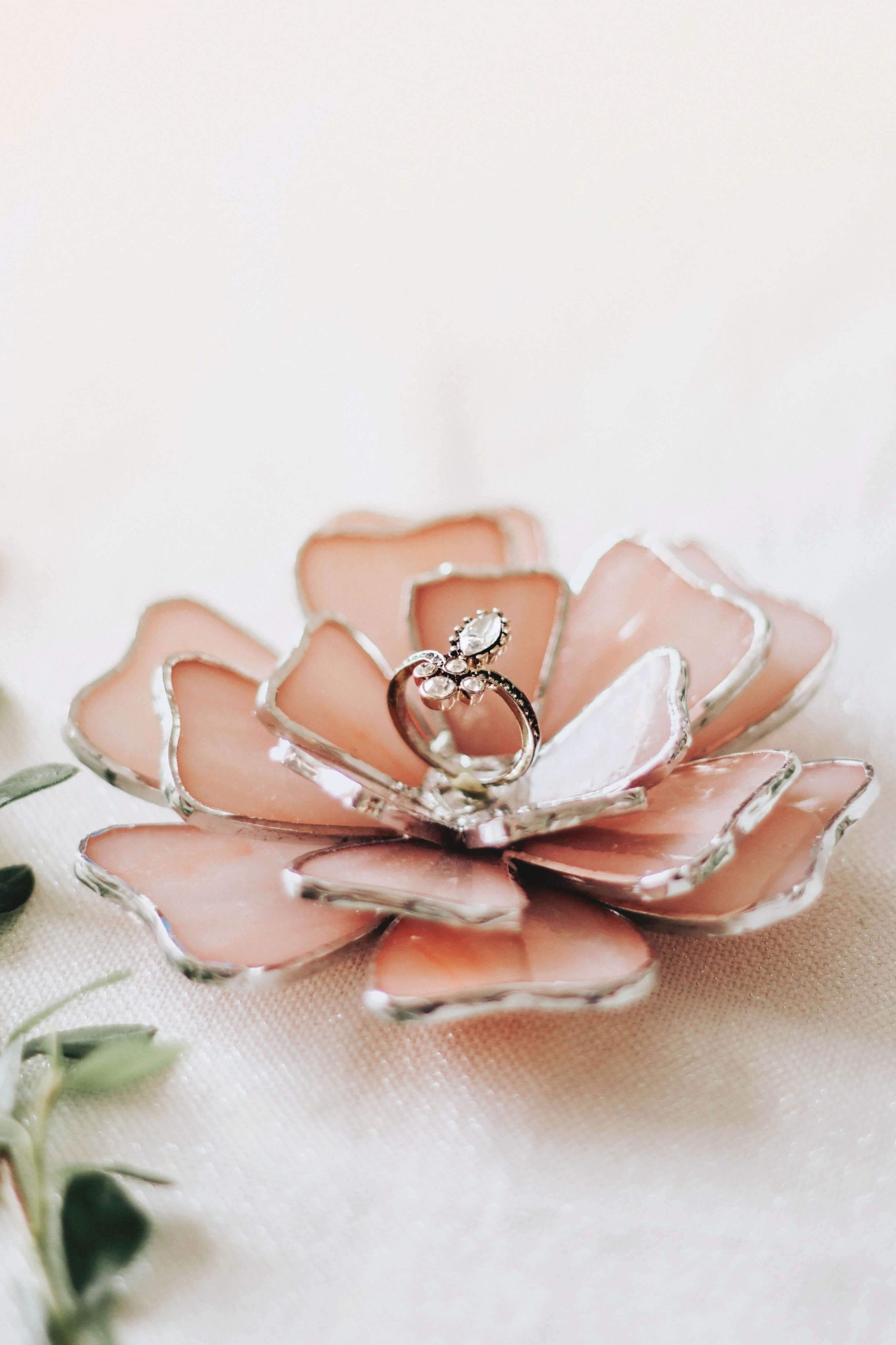 wedding ring holder